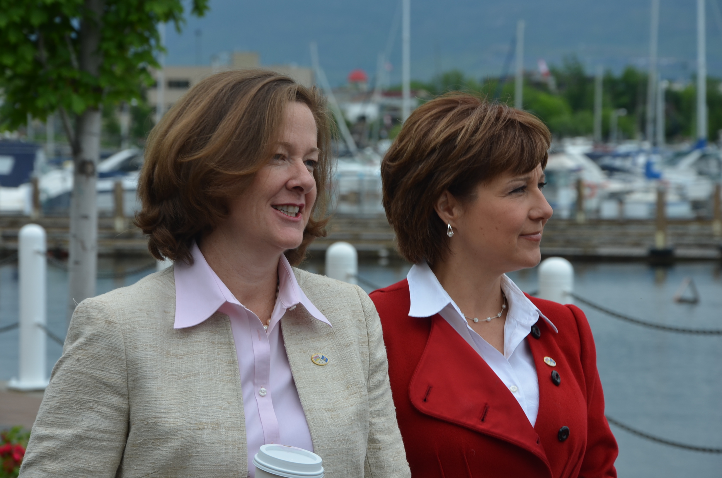 Clark and Redford waiting on review process before talking pipelines | iNFOnews.ca