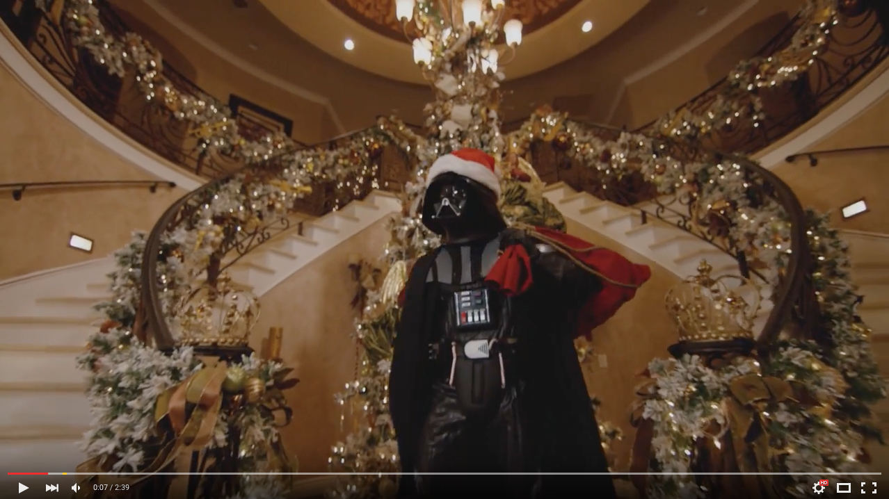 TRENDING NOW: Darth Vader Santa | iNFOnews.ca TRENDING NOW: Darth Vader Santa | iNFOnews.ca