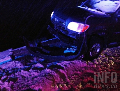 Pickup truck dislodges concrete barriers after losing control on Highway 97 | iNFOnews.ca