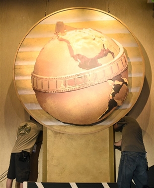 Golden Globes should provide some much-needed traction in race for best-picture Oscar | iNFOnews.ca