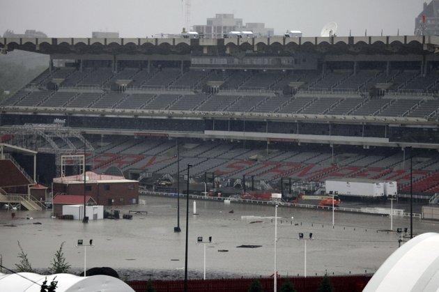 Emergency states in 27 communities as flood waters continue to swirl | iNFOnews.ca