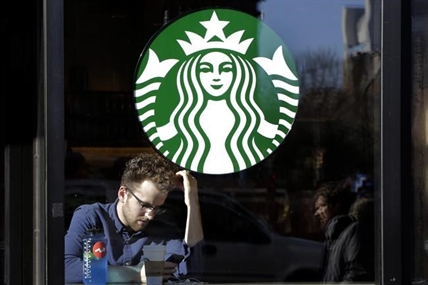 Starbucks changes rewards program; small spenders lose | iNFOnews.ca