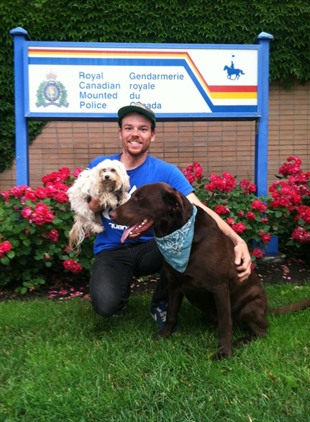 Police find stolen truck and dog | iNFOnews.ca