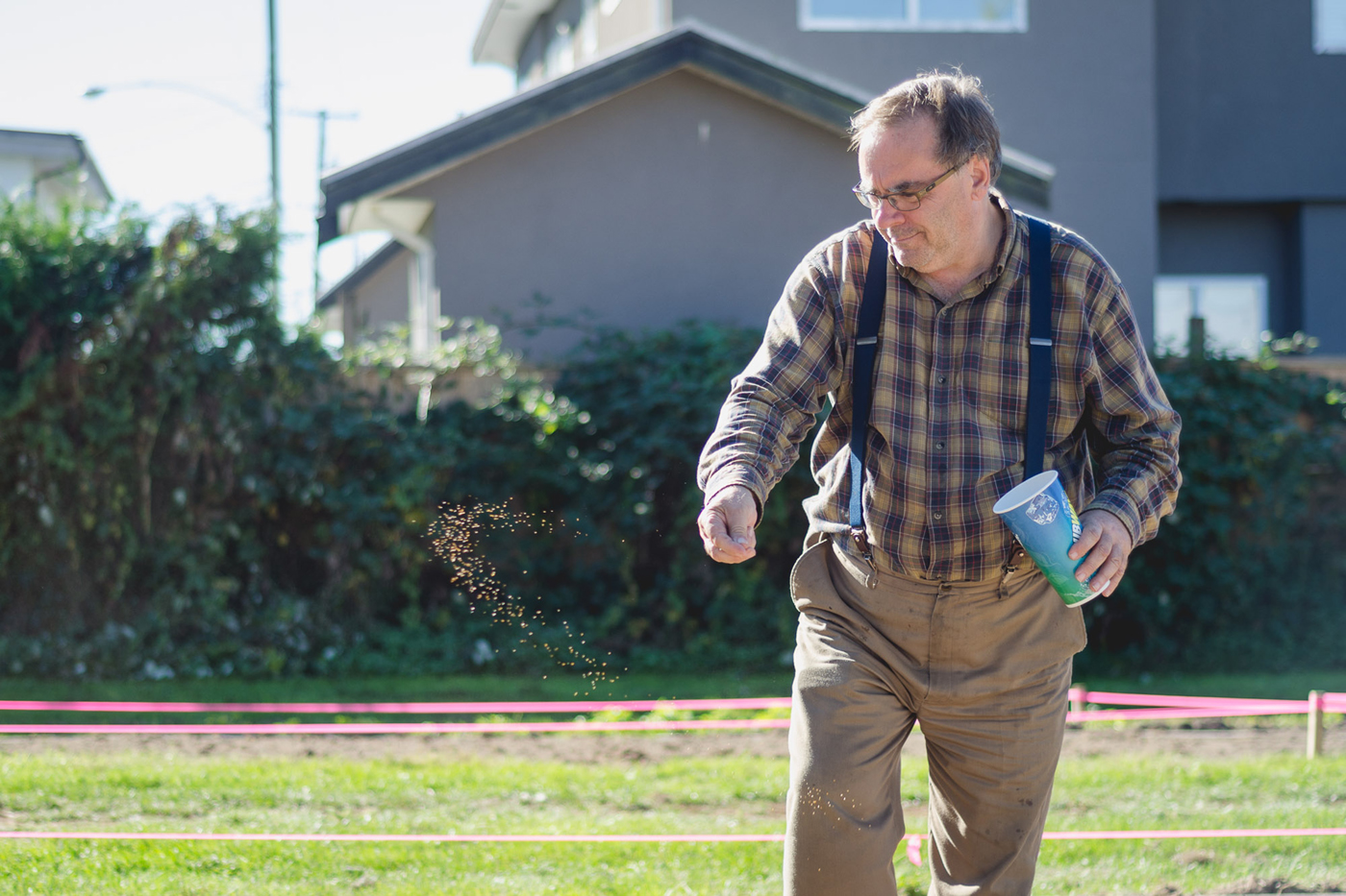 UBC Okanagan creates buzz about gardening with bee-related series of talks | iNFOnews.ca