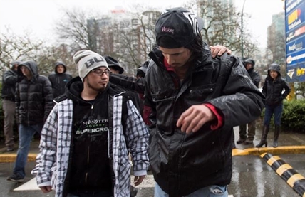 Saskatchewan promises policy review after two homeless men given tickets to B.C. | iNFOnews.ca