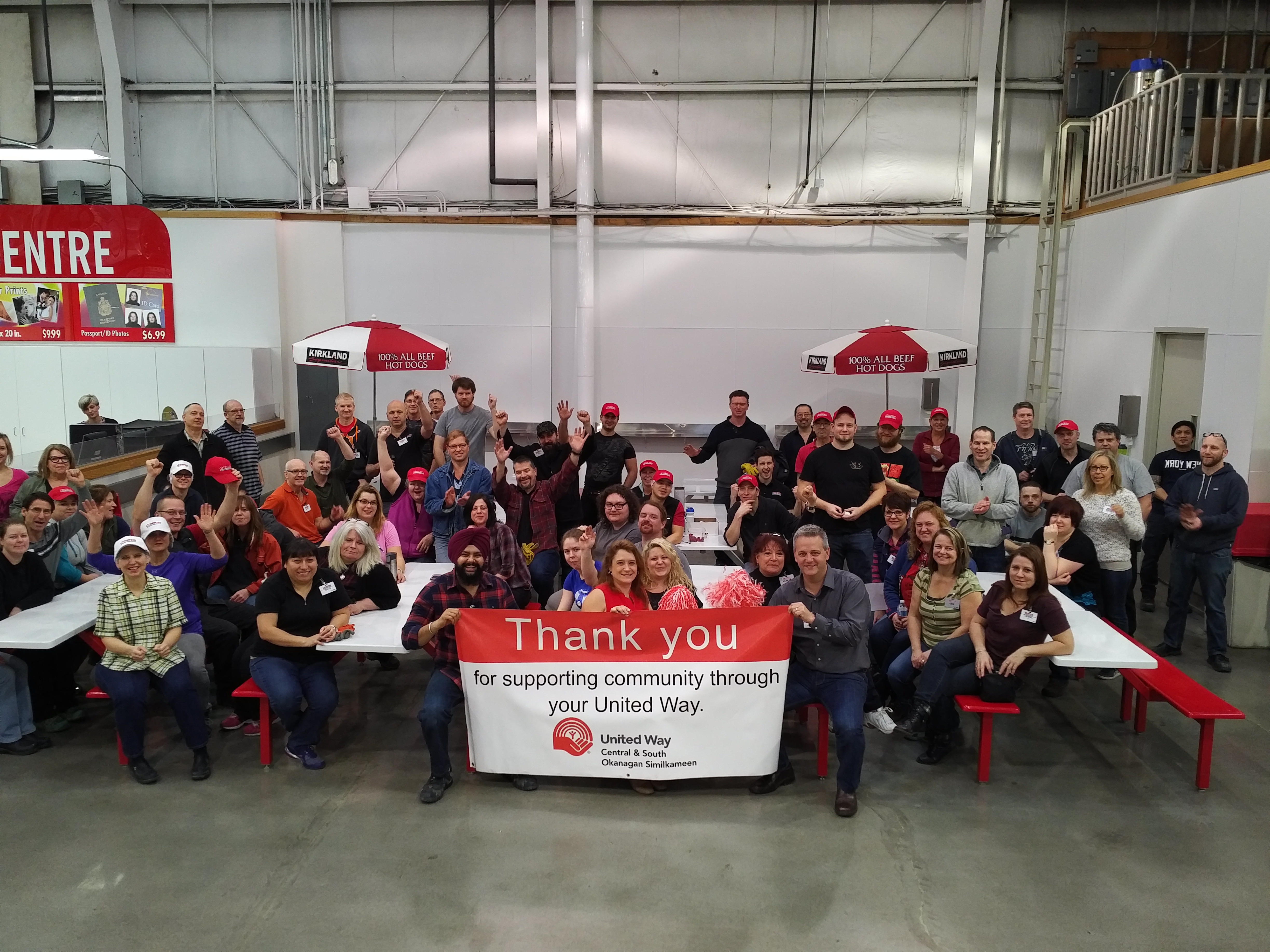 Costco employees give their support to the Okanagan community | iNFOnews.ca Costco employees give their support to the Okanagan community | iNFOnews.ca