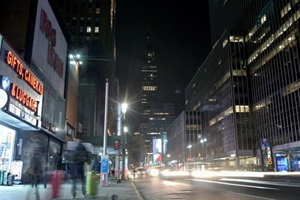 Canadians dimmed lights for 10th edition of Earth Hour Saturday night | iNFOnews.ca
