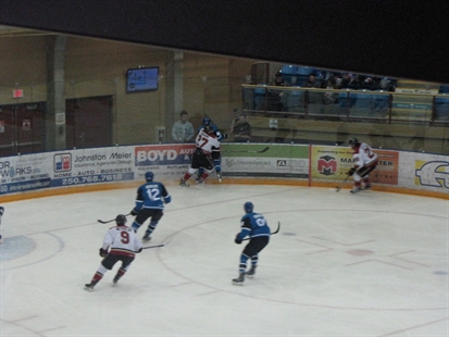 Warriors shutout Vees to even series | iNFOnews.ca