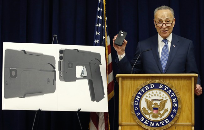 US Senator wants investigation into gun that looks like a phone | iNFOnews.ca US Senator wants investigation into gun that looks like a phone | iNFOnews.ca