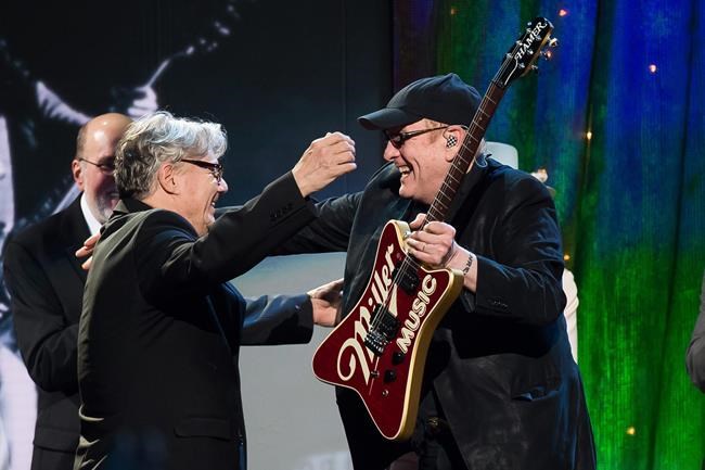 VIDEO: Steve Miller, after induction, slams Rock Hall of Fame | iNFOnews.ca VIDEO: Steve Miller, after induction, slams Rock Hall of Fame | iNFOnews.ca
