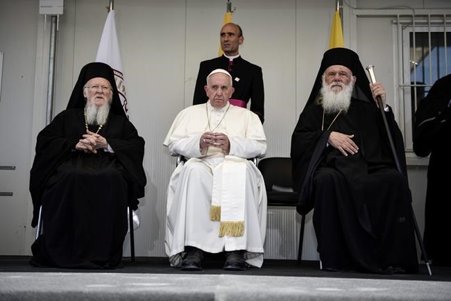 Pope brings 12 Syrian refugees to Italy in lesson for Europe | iNFOnews.ca Pope brings 12 Syrian refugees to Italy in lesson for Europe | iNFOnews.ca