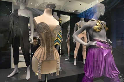London's V&A museum reveals a brief history of underwear | iNFOnews.ca