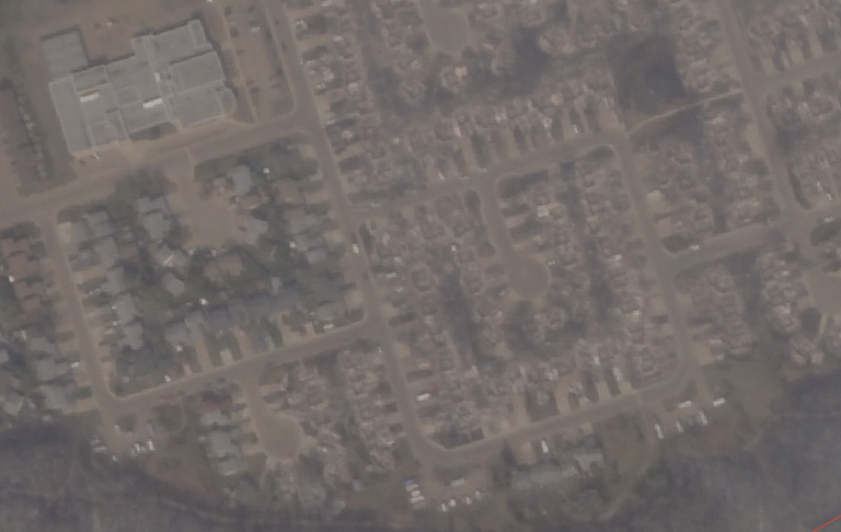Satellite images show mass destruction in Fort McMurray | iNFOnews.ca