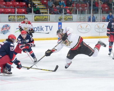 West Kelowna Warriors lose to Brooks Bandits at RBC Cup | iNFOnews.ca West Kelowna Warriors lose to Brooks Bandits at RBC Cup | iNFOnews.ca