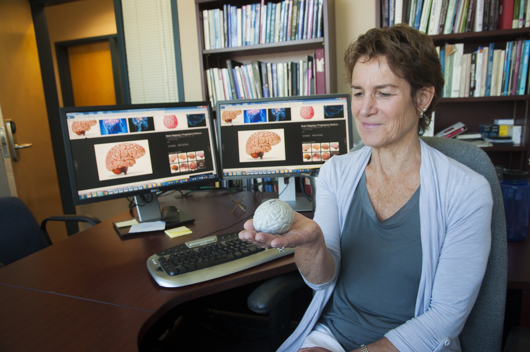 UBC Okanagan study examines brain performance and left-brain, right-brain cooperation | iNFOnews.ca