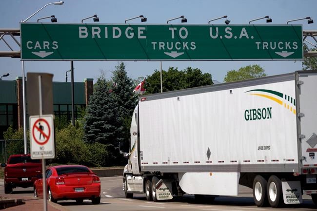 Canadian truckers wary new border measure will cause collision with U.S. laws | iNFOnews.ca Canadian truckers wary new border measure will cause collision with U.S. laws | iNFOnews.ca