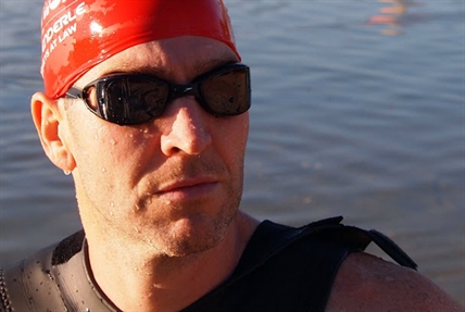 Michigan man attempting non-stop 40 hour swim of Okanagan Lake | iNFOnews.ca
