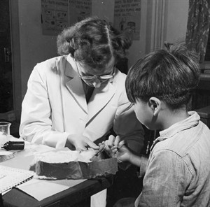Hungry aboriginal kids, adults were subject of nutritional experiments: paper | iNFOnews.ca