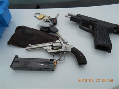 Man arrested with multiple guns after highway accident near Merrritt | iNFOnews.ca