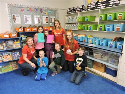 College students help elementary students develop financial literacy | iNFOnews.ca