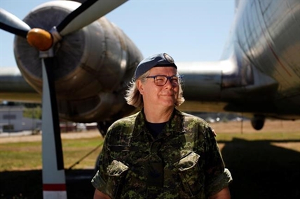 Calls to emphasize education as Canadian military reviews transgender policy | iNFOnews.ca Calls to emphasize education as Canadian military reviews transgender policy | iNFOnews.ca