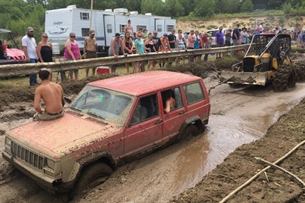 Heck, yeah! Rednecks hold their blanking Summer Games | iNFOnews.ca