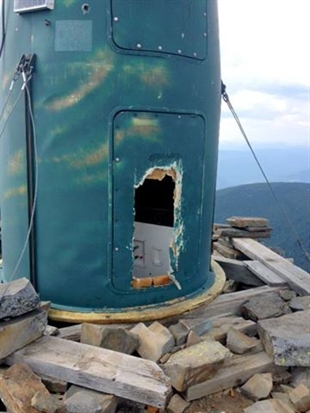 B.C. fire crews' radio equipment 'deliberately' vandalized: officials | iNFOnews.ca B.C. fire crews' radio equipment 'deliberately' vandalized: officials | iNFOnews.ca