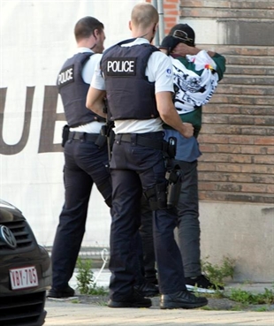 Attacker wounds 2 police in Belgium, shouts 'Allahu Akhbar' | iNFOnews.ca Attacker wounds 2 police in Belgium, shouts 'Allahu Akhbar' | iNFOnews.ca