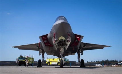 F-35 stealth fighters make Canadian debut at Abbotsford air show | iNFOnews.ca F-35 stealth fighters make Canadian debut at Abbotsford air show | iNFOnews.ca
