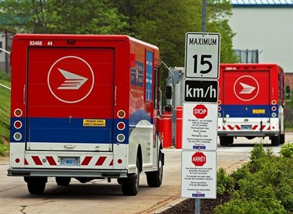 Canada Post contract talks appear to stall as strike mandate deadline nears | iNFOnews.ca