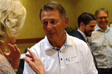 If Vernon's Ken Holland had listened to his mom, the Red Wings GM might have had a very different career | iNFOnews.ca