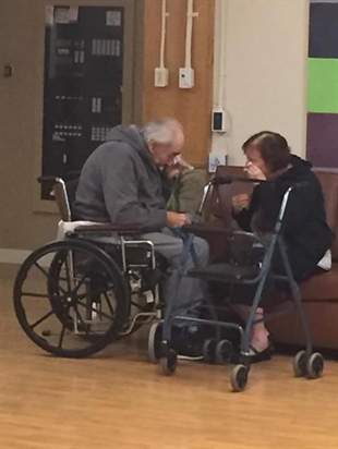 Solutions near for elderly couple living in separate care homes: family | iNFOnews.ca