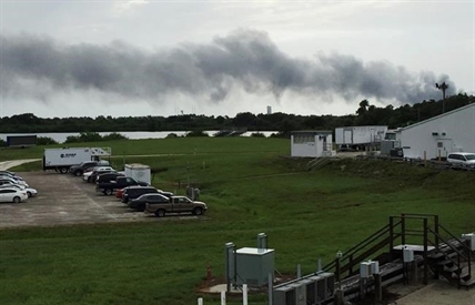 Explosion at SpaceX launch pad destroys rocket, satellite | iNFOnews.ca