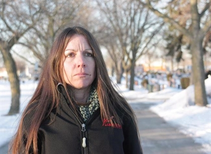 Mom who received one cent after soldier son's suicide getting Silver Cross | iNFOnews.ca