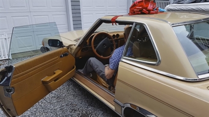 TRENDING NOW: Grandpa finally gets his dream car | iNFOnews.ca TRENDING NOW: Grandpa finally gets his dream car | iNFOnews.ca