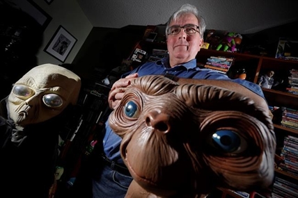 'Canada's UFO guy' long fascinated by mysterious lights in the sky | iNFOnews.ca 'Canada's UFO guy' long fascinated by mysterious lights in the sky | iNFOnews.ca