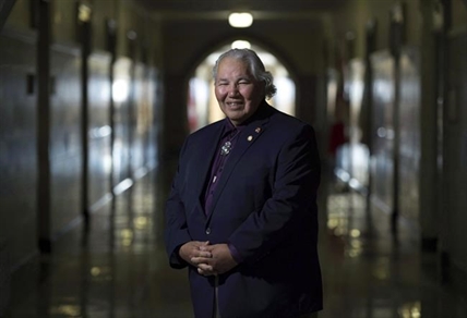 Under fire, Liberals decide to support motion on First Nations child welfare | iNFOnews.ca