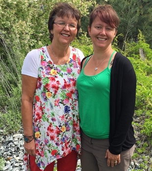 Mother and daughter team up to teach OC program focused on Aboriginal support | iNFOnews.ca