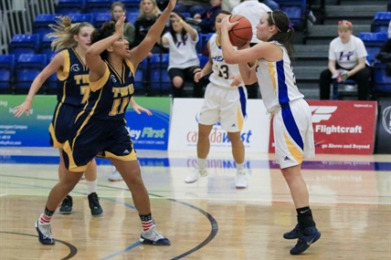 RECAP: Heat women fall to Spartans in season opener | iNFOnews.ca