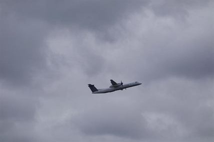 Two hurt in mid-flight as plane evades possible drone over Lake Ontario | iNFOnews.ca