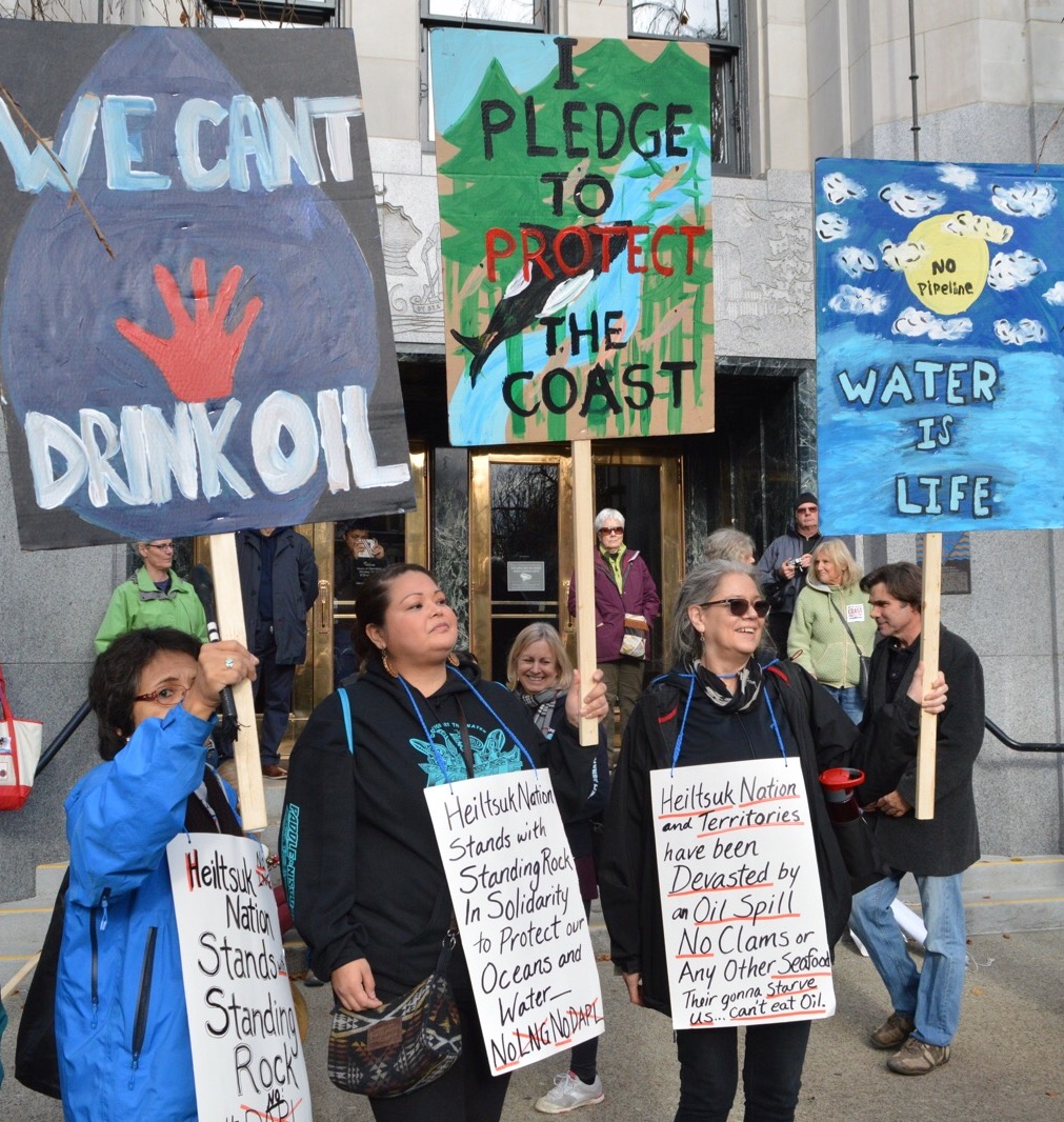 iNPHOTOS: Anti-pipeline rally draws thousands to Vancouver | iNFOnews.ca