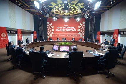 Trudeau, APEC leaders look to put softer face on globalization to battle Trump | iNFOnews.ca Trudeau, APEC leaders look to put softer face on globalization to battle Trump | iNFOnews.ca