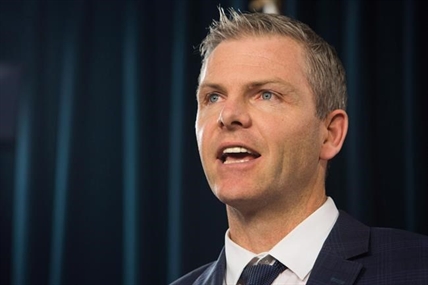 Oil and gas project delays hurting Canada's reputation, industry group says | iNFOnews.ca Oil and gas project delays hurting Canada's reputation, industry group says | iNFOnews.ca