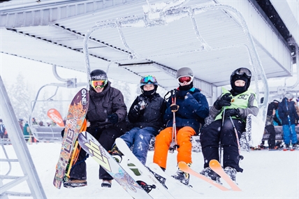 Hundreds flock to Big White for Opening Day | iNFOnews.ca