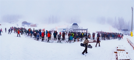 Hundreds flock to Big White for Opening Day | iNFOnews.ca