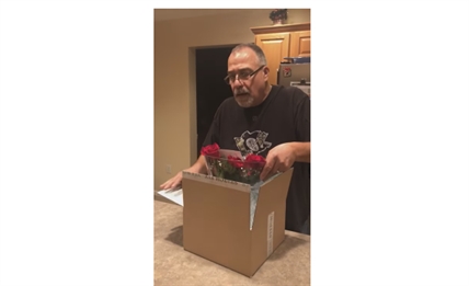 TRENDING NOW: Dad gets best present ever | iNFOnews.ca TRENDING NOW: Dad gets best present ever | iNFOnews.ca
