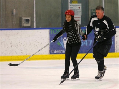 Alan Thicke's death raises question: When should seniors hang up their skates? | iNFOnews.ca