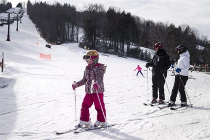 Canadian ski resorts bank optimism based on early snowfall and cheap currency | iNFOnews.ca