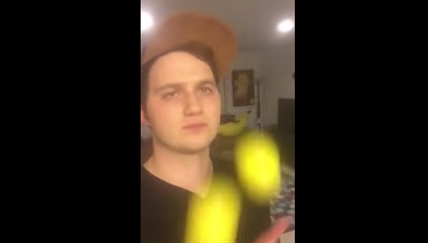 TRENDING NOW: Guy is brutally honest about what he wants from social media | iNFOnews.ca TRENDING NOW: Guy is brutally honest about what he wants from social media | iNFOnews.ca