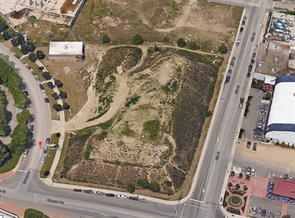 Development proposal for downtown's 'dirt hill' going to Kelowna council | iNFOnews.ca Development proposal for downtown's 'dirt hill' going to Kelowna council | iNFOnews.ca